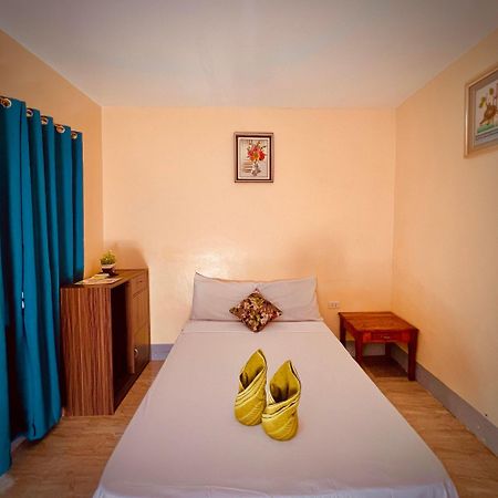 Indino Guesthouse 몰볼 외부 사진