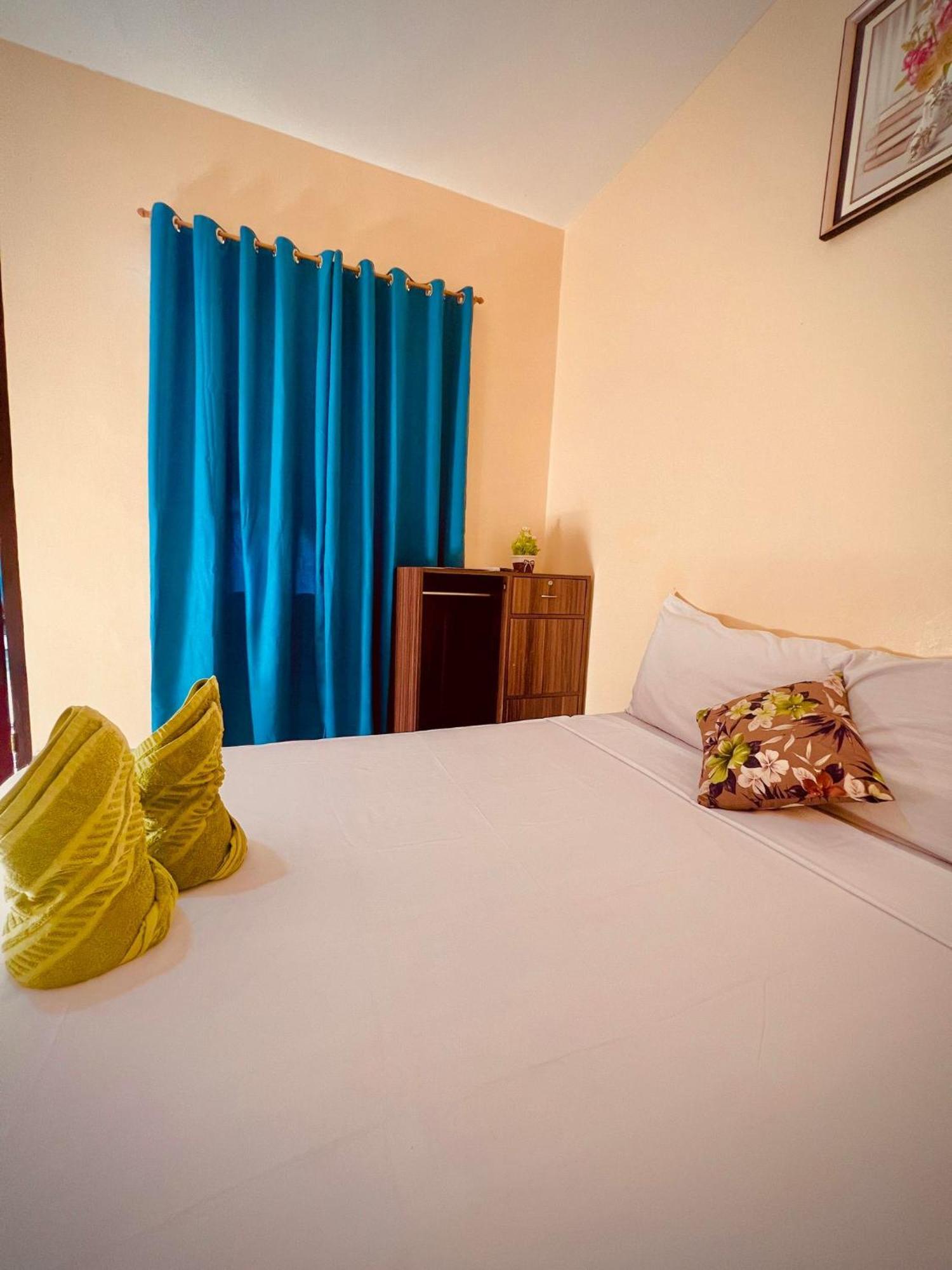 Indino Guesthouse 몰볼 외부 사진