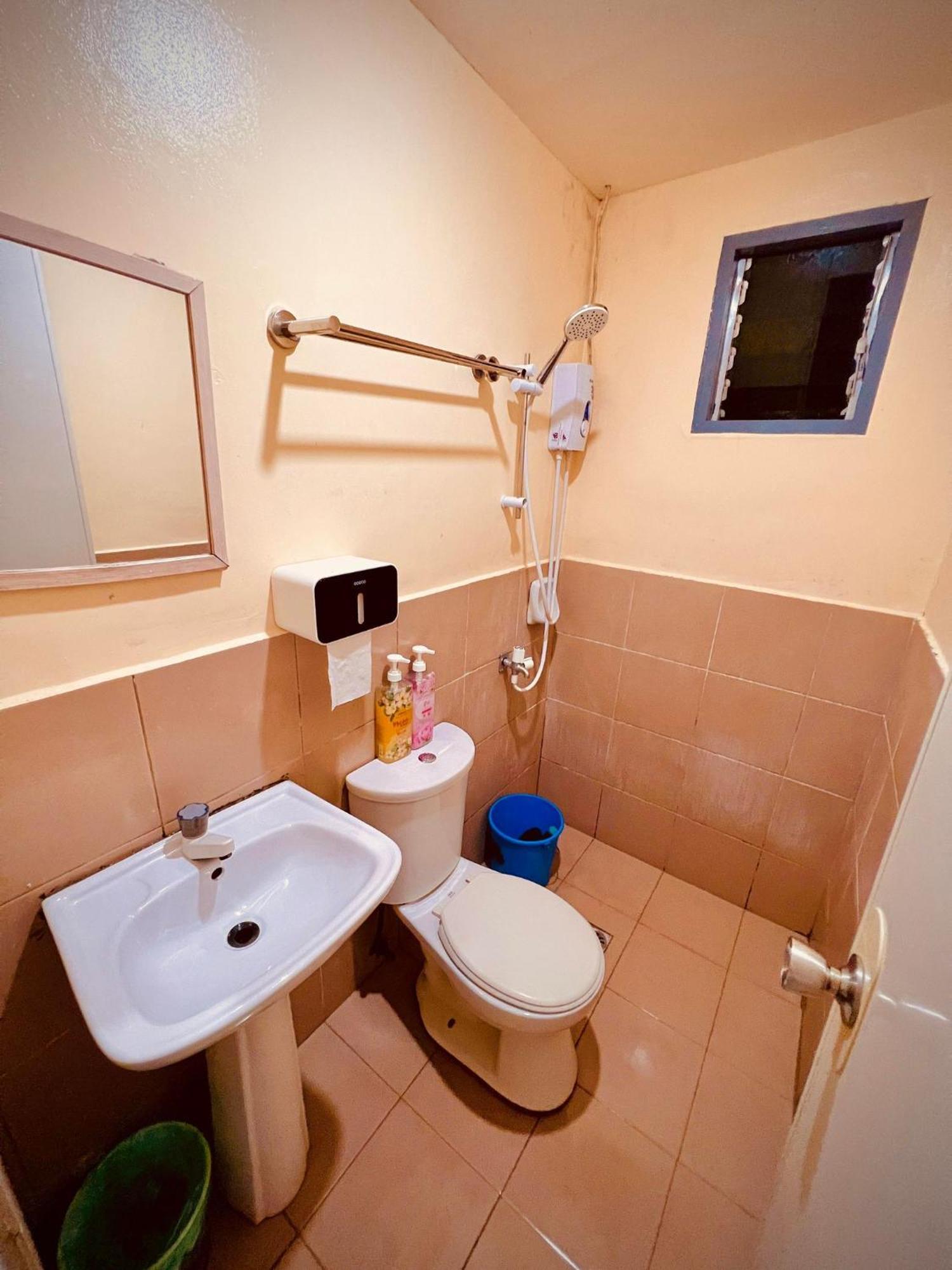 Indino Guesthouse 몰볼 외부 사진