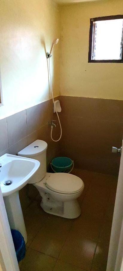 Indino Guesthouse 몰볼 외부 사진