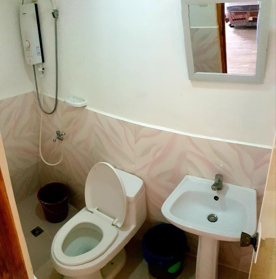 Indino Guesthouse 몰볼 외부 사진